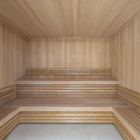 Luxueux 3 A Avec Piscine Et Salle De Sport - Fr-1-569-31 *