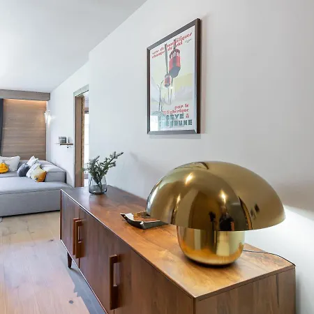 Luxueux 3 A Avec Piscine Et Salle De Sport - Fr-1-569-31 *