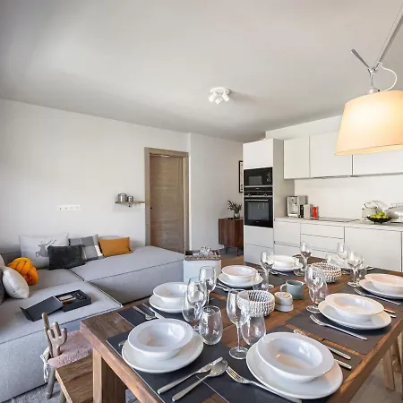 Luxueux 3 A Avec Piscine Et Salle De Sport - Fr-1-569-31